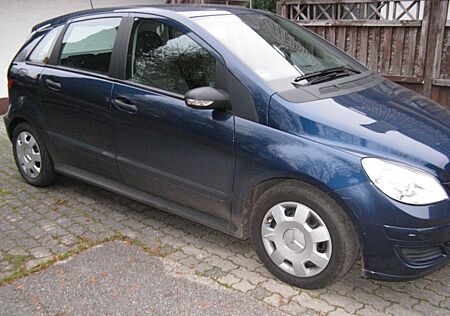 Mercedes-Benz B 180 CDI -