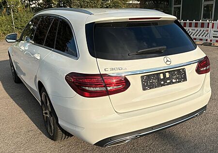 Mercedes-Benz C 300 4MATIC T Autom. -