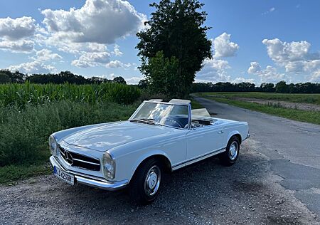 Mercedes-Benz SL 230