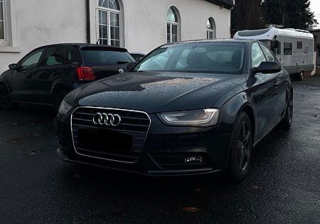 Audi A4 2.0 TDI 110kW clean d. mult. Attraction A...