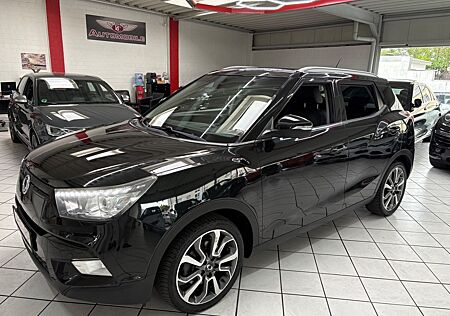 SsangYong Tivoli 1.6 e-XGi 160 SAPPHIRE 2WD KAMERA LEDER