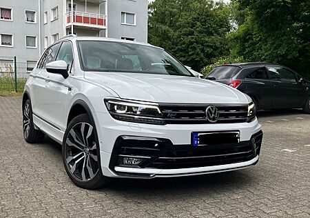 VW Tiguan Volkswagen R-Line Highline DSG AHK 4Motion 190PS 20 Zoll
