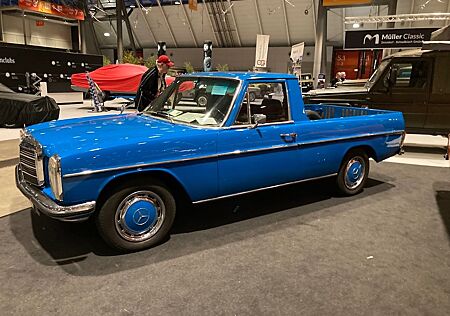 Mercedes-Benz 220 220D/8 Pick up (W115)