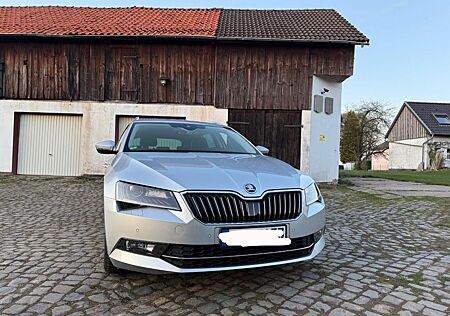 Skoda Superb 2.0 TDI SCR Style Combi Style