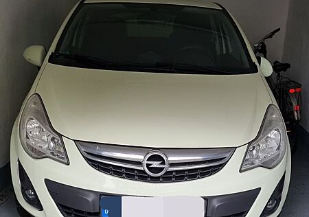 Opel Corsa 1.3 CDTI Satellite 95 PS: 2. Hand ohne HU