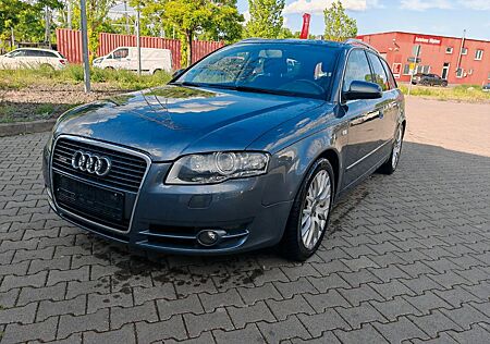 Audi A4 Avant 2.0 TDI/TÜV Neu /S-Line