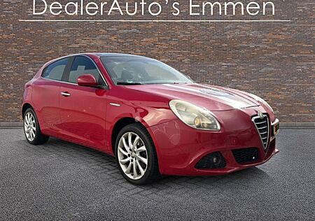 Alfa Romeo Giulietta 1.4 T 170pk ECC LMV PANODAK CRUISE