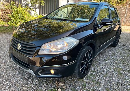 Suzuki SX4 S-Cross (SX4) S-Cross 1.6 Panoramic roof