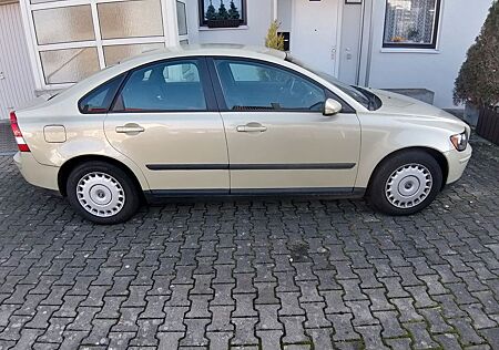 Volvo S40 1.8 125PS