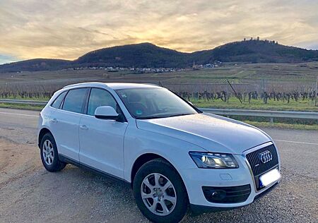 Audi Q5 2.0 TFSI S tronic quattro -