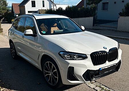 BMW X3 xDrive30d M-Sport PANO adaptLED DrAss el.Sitz