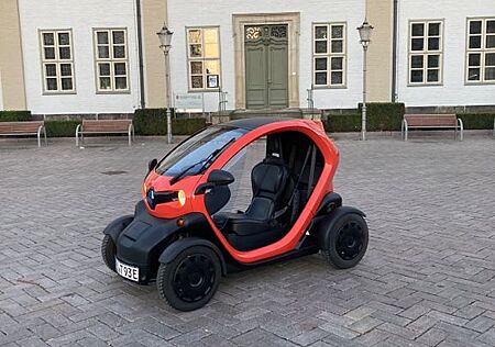 Renault Twizy 80 km/h mit Eigentumsbatterie