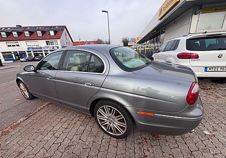 Jaguar S-Type 2.7 Liter V6 Diesel