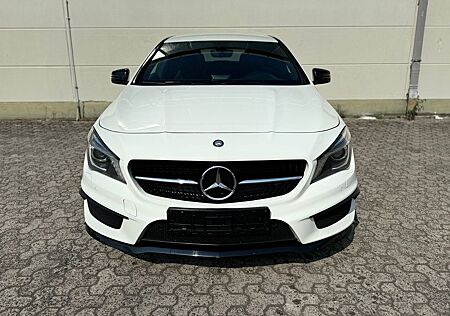 Mercedes-Benz CLA 220 CDI*AMG-LINE*ILS*SHZ*F1*19ZOLL*NAVI