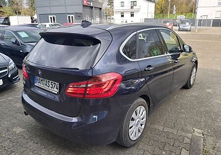 BMW 218d Active Tourer sehr viel extra Ausstattung