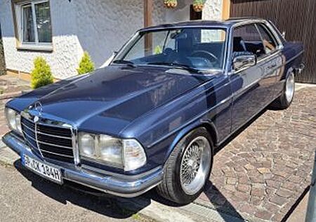 Mercedes-Benz 230 230CE TÜV Neu