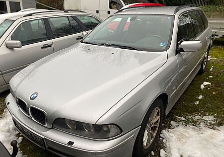 BMW 525i A touring Exclusive Leder Klima 2. Hand