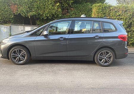 BMW 2er 220 Gran Tourer 220d xDrive Steptronic Sport...