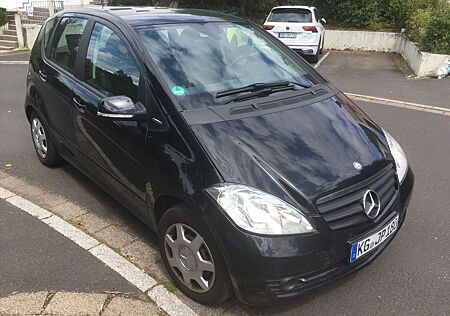Mercedes-Benz A 180 AVANTGARDE BlueEFFICIENCY AVANTGARDE
