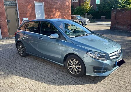 Mercedes-Benz B 180 Style Style