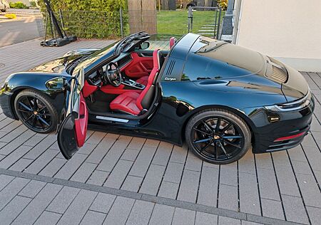 Porsche 992 /911 Targa 4S/21"/SAGA/360°/Lift