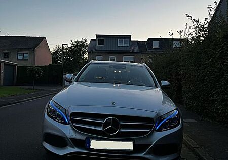 Mercedes-Benz C 250 d 4MATIC T Autom. -