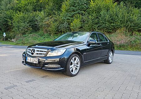 Mercedes-Benz C 180 AVANTGARDE AVANTGARDE