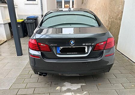 BMW 530d xDrive A Luxury Line Luxury Line
