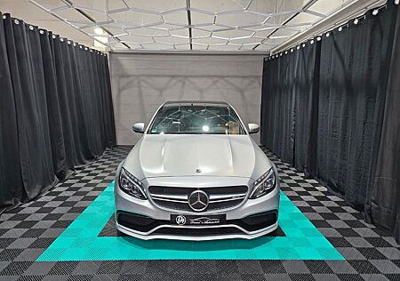 Mercedes-Benz C 63 AMG C 63 S AMG PERFORMANCE/CARBON/SCHALENSITZE