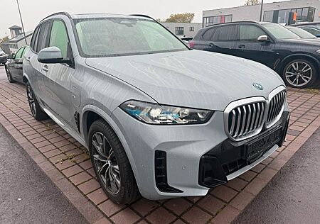 BMW X5 50 e xDrive M Grey