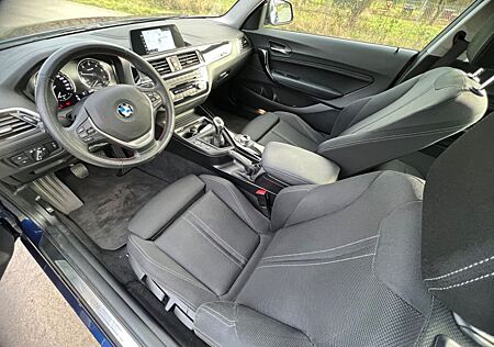 BMW 218 d Coupe Sport Line 2 Hand LED Navi