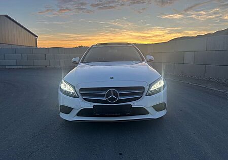 Mercedes-Benz C 300 de T Autom. - *Scheckheft*Panorama*Leder*