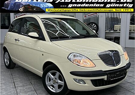 Lancia Ypsilon 1.2 8V, Klima, Allwetter, erst 60 tkm!