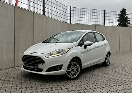 Ford Fiesta Titanium/PDC/SHZ/Klima/Zahnriemen NEU