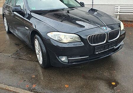 BMW 530d xDrive Touring -