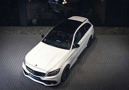Mercedes-Benz C 63 AMG