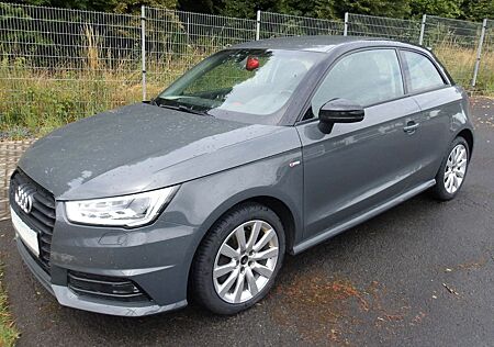 Audi A1 1.4 TFSI 110 KW S-Line Navi Xenon Leder PDC