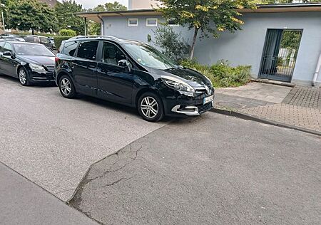 Renault Grand Scenic Paris dCi 110 Paris