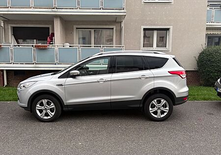 Ford Kuga 2,0 TDCi 4x4 110kW SYNC Edition PowerSh...
