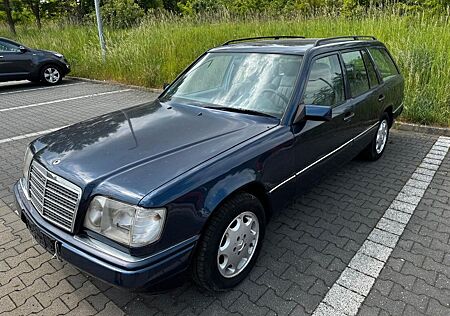 Mercedes-Benz E 200 Kombi W124 Schalter 136PS *TÜV*