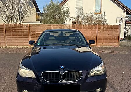 BMW 520i -