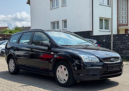 Ford Focus Turnier AHK/ZV/KLIMA/EL.FH/TÜV