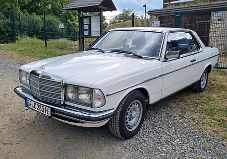 Mercedes-Benz CE 280