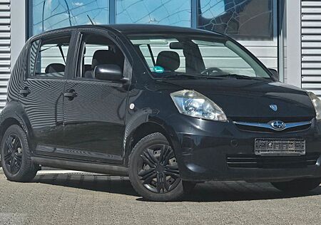 Subaru Justy Trend eFH TüV Neu R-CD