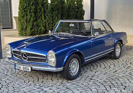 Mercedes-Benz SL 230