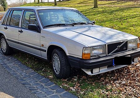 Volvo 740 GL - 1.Lack - rostfrei - unrestauriert...