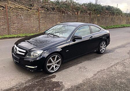 Mercedes-Benz C 250 C -Klasse Coupe CDI BlueEfficiency