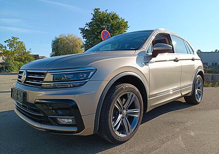 VW Tiguan Volkswagen Highline BMT/Start-Stopp 4Motion R-Line