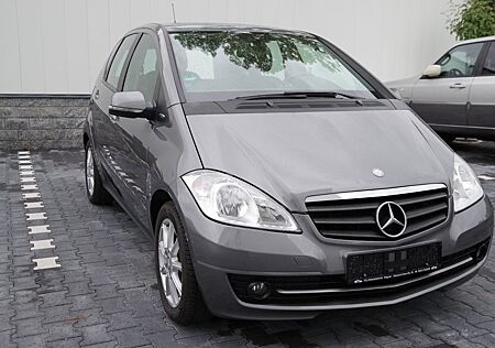 Mercedes-Benz A 160 BlueEFFICIENCY Special Edition -