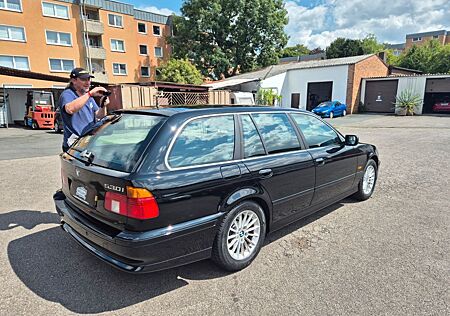 BMW 530i A touring -